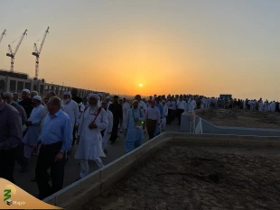 غریبانه آمدیم، غریبانه تر می‌رویم
 4