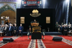 اهتزاز پرچم عزای گنبد بارگاه منور رضوی در کاظمین 16