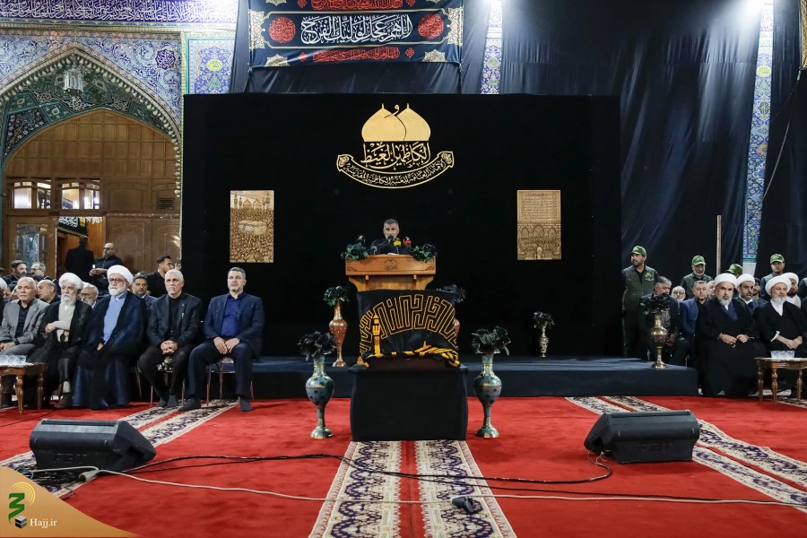 اهتزاز پرچم عزای گنبد بارگاه منور رضوی در کاظمین 16