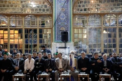 اهتزاز پرچم عزای گنبد بارگاه منور رضوی در کاظمین 23