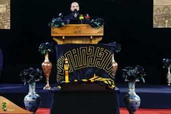 اهتزاز پرچم عزای گنبد بارگاه منور رضوی در کاظمین 14