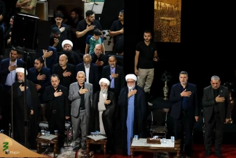 اهتزاز پرچم عزای گنبد بارگاه منور رضوی در کاظمین 3