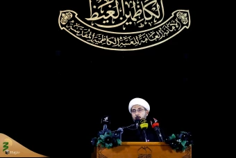 اهتزاز پرچم عزای گنبد بارگاه منور رضوی در کاظمین 21