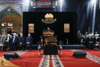 اهتزاز پرچم عزای گنبد بارگاه منور رضوی در کاظمین 16