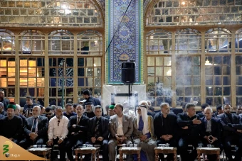 اهتزاز پرچم عزای گنبد بارگاه منور رضوی در کاظمین 23