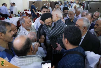 دیدار صمیمی سرپرست حجاج ایرانی با زائران کشورمان در مکه مکرمه _ 1 2