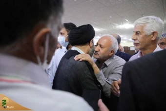 دیدار صمیمی سرپرست حجاج ایرانی با زائران کشورمان در مکه مکرمه _ 1 6