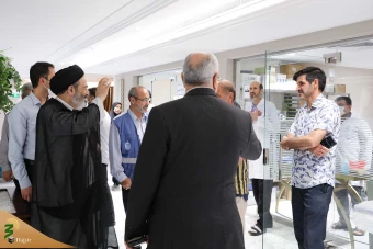 دیدار صمیمی سرپرست حجاج ایرانی با زائران کشورمان در مکه مکرمه _ 2 4