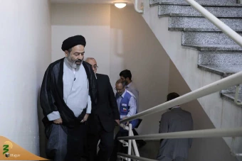 دیدار صمیمی سرپرست حجاج ایرانی با زائران کشورمان در مکه مکرمه _ 2 6