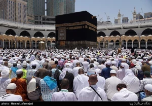 خاطرات یک خبرنگار از حج (5)
نماز واجب یا مستحب