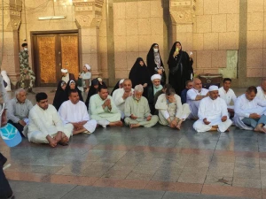 شهر پیامبر از دریچه دوربین زائران ایرانی (12)

مدینه شهر رنگ ها