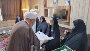 دیدار دختر نوجوان ایرانی حافظ کل قرآن با نماینده بعثه مقام معظم رهبری در عراق 5