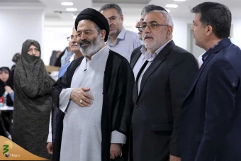 دیدار صمیمی سرپرست حجاج ایرانی با زائران کشورمان در مکه مکرمه _ 3 23