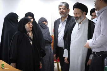 دیدار صمیمی سرپرست حجاج ایرانی با زائران کشورمان در مکه مکرمه _ 3 26