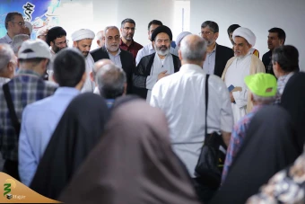 دیدار صمیمی سرپرست حجاج ایرانی با زائران کشورمان در مکه مکرمه _ 3 34