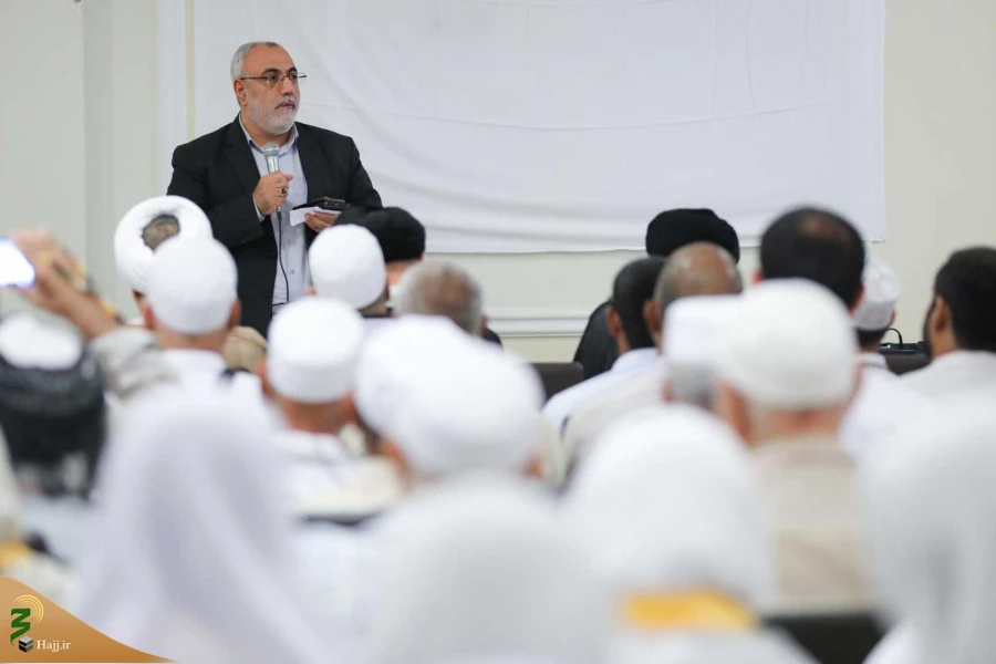 پیام کودک کرمانشاهی؛

حاج آقا در روز عرفه برای سلامتی آقا امام زمان دعا کنید 8