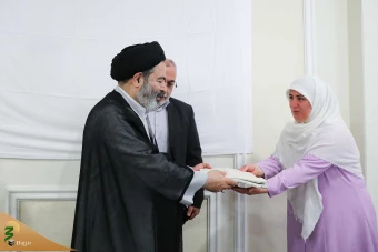 دیدار صمیمی سرپرست حجاج ایرانی با زائران کشورمان در مکه مکرمه _ 4 25