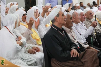 دیدار صمیمی سرپرست حجاج ایرانی با زائران کشورمان در مکه مکرمه _ 4 28