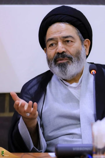  دیدار اعضای گروه اعزامی صداوسیما با سرپرست حجاج ایرانی 12