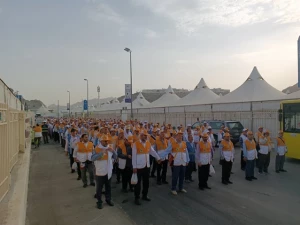 مانور ایران در منا + عکس