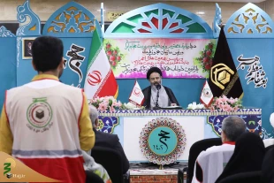 درجمع زائران داوطلب همکاری با مرکز پزشکی مطرح شد؛

​​​​​​​خدمات درمانی به زائران بالاتر از عبادت کنار خانه خدا است 7