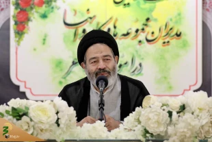 در نشست با مدیران کاروان ها ؛
حجت الاسلام والمسلمین نواب: «تواضع» کلید صعود از نردبان شرافت و انسانیت است 2