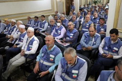 در نشست با مدیران کاروان ها ؛
حجت الاسلام والمسلمین نواب: «تواضع» کلید صعود از نردبان شرافت و انسانیت است 5