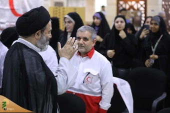 دیدار با زائران داوطلب همکاری با مرکز پزشکی 2
