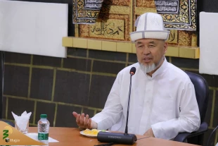 Head of Kyrgyzstan Hajj Mission: Iranian Qur'an Reciters Have Beautiful and Pleasant Recitation 6