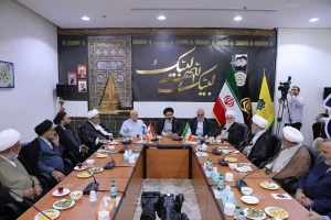 جانشین رئیس حج لبنان در دیدار با سرپرست حجاج ایرانی تاکید کرد؛

«اتحاد» کشورهای مسلمان سیلی بزرگ به صورت دشمنان اسلام است