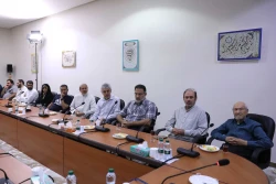 در نشست با حجت الاسلام والمسلمین نواب؛

موانع و مشکلات زائران ایرانی خارج از کشور به حج بررسی شد 6