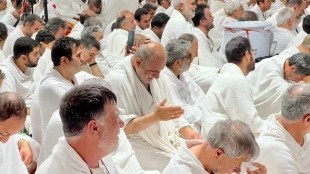 Pilgrims Chanted Verses of Arafat Prayer in Desert of Arafat 8