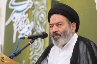 حجة الاسلام نواب فی حفل أنس بالقرآن الکریم لزوار شبه القارة الهندیة؛ رفعت طاعة الله منزلة عائلة إبراهیم. 2