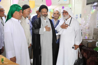 دیدار صمیمی سرپرست حجاج ایرانی با زائران کشورمان در مکه مکرمه _ 6 3