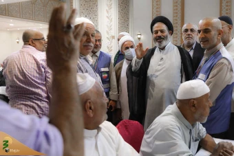 دیدار صمیمی سرپرست حجاج ایرانی با زائران کشورمان در مکه مکرمه _ 6 7