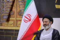 در دیدار با شیعیان مقیم اروپا؛

حجت الاسلام والمسلمین نواب: حفظ دین در تنگناها نزد خدا ثواب دوچندان دارد 3