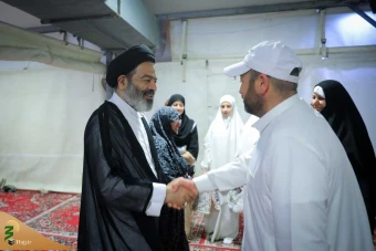 دیدار با زائران نخبه و فرهیخته مسلمان ۱۷ کشور 8