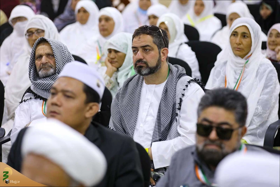 حجت الاسلام والمسلمین نواب در همایش اسلام هراسی:

پشت هر دشمنی با اسلام و مسلمانان ، آمریکا و رژیم صهیونیستی فعال هستند 4