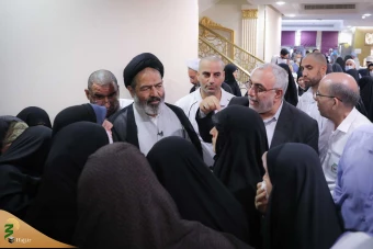 دیدار صمیمی سرپرست حجاج ایرانی با زائران کشورمان در مکه مکرمه _ 7 5