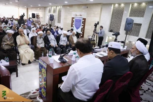 حجة الإسلام نواب في ملتقي البحث عن حلول لمواجهة مشروع الاسلاموفوبيا؛ آمريكا و الكيان الصهيوني وراء كل عداوة للإسلام و المسلمين 5