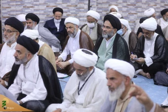 نشست با روحانیون کاروان ها 17