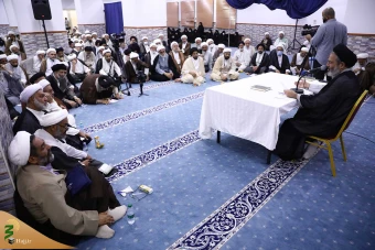 نشست با روحانیون کاروان ها 12