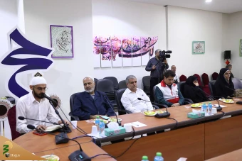 دیدار با مسئولان مرکز پزشکی حج و زیارت 11