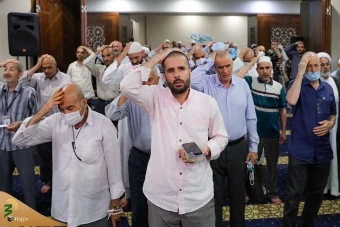 نخستین مراسم دعای کمیل زائران ایرانی بعد از ایام تشریق 8