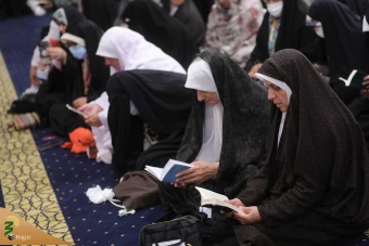 نخستین مراسم دعای کمیل زائران ایرانی بعد از ایام تشریق 50