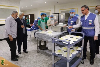 دیدار صمیمی سرپرست حجاج ایرانی با زائران کشورمان در مکه مکرمه _ 8 7