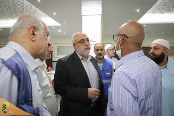 دیدار صمیمی سرپرست حجاج ایرانی با زائران کشورمان در مکه مکرمه _ 8 17