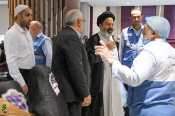 دیدار صمیمی سرپرست حجاج ایرانی با زائران کشورمان در مکه مکرمه _ 9 6