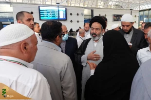 بازدید سرپرست حجاج ایرانی از روند خروج حجاج کشورمان از فرودگاه جده 8