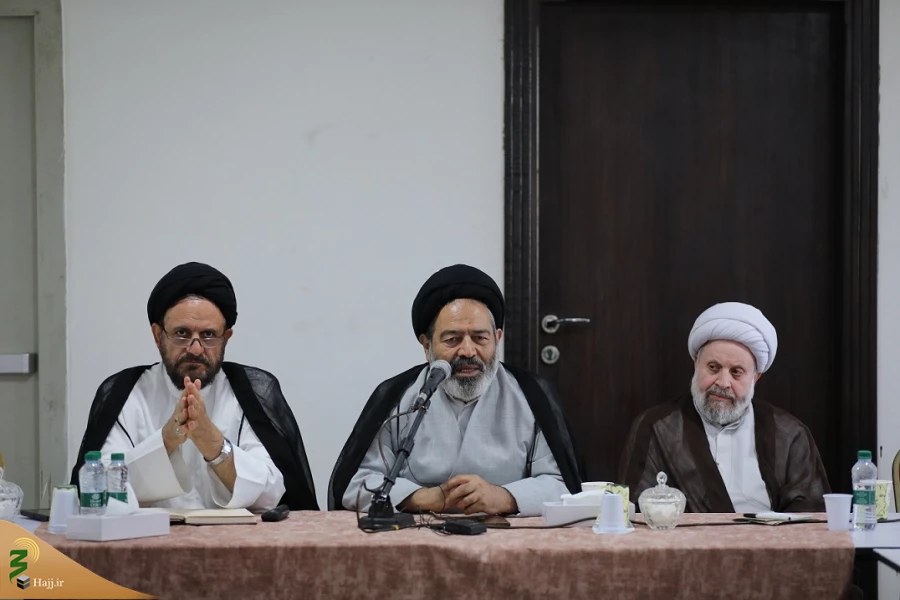 حجت الاسلام والمسلمین نواب:

روحانیون می‌توانند در ذهن زائران «گلستان معرفت» ایجاد کنند 3